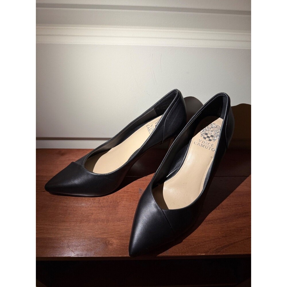 Vince Camuto Women's Puntolis Pumps Size 7M (37.5) Black Leather Heel Dress Shoe